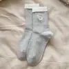 Meias de Meia-Perna com Bordado de Urso em Renda para Mulheres, Algodão Penteado Color-Blocking, Estilo Versátil e Fashionável para o Dia a Dia, Meias Longas Tendência, Meias Largas