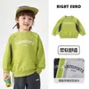 Moletom Colorido para Meninos Outono 2026 Novo Estilo Primavera e Outono Roupas Infantis para Bebês Top de Outono Tendência