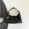 Bolso retro de media luna plisado, nueva colección otoño/invierno 2026, estilo retro y atrevido para mujer, bolso de axila, bolso único y elegante para mujer