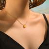 Collar con colgante sólido cuadrado simple de moda europea y americana, acero de titanio chapado en PVD oro de 24 quilates, cadena de hueso de serpiente, joyería