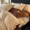 Conjunto de Quatro Peças em Lã de Leite Esculpida Antiestática Classe A Lençol de Cama Espesso em Fleece de Coral Capa de Edredom Roupa de Cama Quente de Inverno