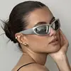 Óculos de sol estilo "hot girl" europeus e americanos inspirados em moda tech, estilo festa e balada, populares online, para ensaios fotográficos e proteção solar ao ar livre