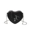 Bolsa Pequena Fashion em Formato de Coração para Mulheres 2025 Nova Bolsa Versátil de Alta Qualidade para Mulheres Bolsa Pequena Transversal com Corrente Fashion Tendência