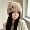 Gorro mujer orejas de gato lindas lazo otoño e invierno nuevo gorro de punto invierno cálido bordado muestra cara pequeña gorro de lana