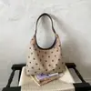Bolso tote de lunares estilo coreano nuevo 2026, gran capacidad, moda retro, estilo relajado, casual, chic y adecuado para ir al trabajo