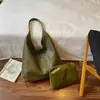 Bolso Tote Tejido Retro para Mujer 2026 Nuevo Gran Capacidad Hombro Único Bolso de Axila Moda de Gama Alta Versátil Bolso para Viajar