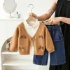 Conjunto Casual para Niñas Otoño/Invierno 2026 Suéter Abrigo de Punto con Lazo Tridimensional Conjunto Elegante de Dos Piezas para Niñas Pequeñas