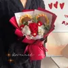 Día de San Valentín Cumpleaños Creativo Rosa Tejida Flor Artificial Producto Terminado de Lana Flor Inmortal Tejida para Novia y Mejor Amiga