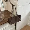 Bolsa da moda, porta-cartões, pingente, bolsa de ombro única para usar sob o braço, bolsa tote retrô simples, novo modelo versátil para o outono de 2026, bolsa de mão feminina