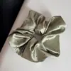 Scrunchie de Cetim com Bolinhas Finas de Alta Qualidade para Cabelo Feminino, Acessório de Cabelo Versátil da Moda com Bolinhas Grandes, Novo Estilo