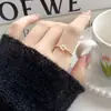 Anillos Florales Dulces con Goteo de Aceite Estilo Coreano y Japonés para Mujer, Diseño de Nicho Apilable de Alta Gama con Incrustaciones de Circonita, Joyería de Anillo Cerrado