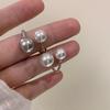 Anillo de metal corrugado abierto con perlas grandes y pequeñas estilo retro francés personalidad simple moda versátil ni ni ni anillo del mismo estilo