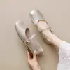 Zapatos de mujer estilo francés, nueva colección otoño 2026, adecuados para combinar con faldas, cuero suave, suela blanda, zapatos pequeños de cuero, zapatos planos Mary Jane para mujer