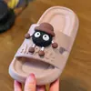 Pantuflas de EVA para niños y niñas, de verano, con dibujos animados, antideslizantes, lindas, con suela suave y suelas gruesas para niños pequeños