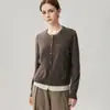 26 Outono Inverno Novo Cardigã Feminino de Cashmere com Patchwork Falso de Duas Peças Suéter Simples de Tricô com Gola Redonda Manga Longa Top Feminino