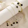 Conjunto de Joias de Trevo de Cinco Folhas Mais Vendido Transfronteiriço para Mulheres, Colar Simples de Flor da Sorte Esmaltada, Conjunto Versátil de 5 Peças com Pulseira e Brincos