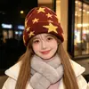 Gorros de inverno combinando para pais e filhos, com design grosso, quente e tricotado com padrão de estrela de cinco pontas, disponíveis nos estilos de pelúcia e tricotado para adultos e crianças.