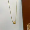 Collar Minimalista de Alto Gama Estilo Francés con Zirconia y Diseño de Cintura Pequeña, Diseño de Nicho, Temperamento de Lujo Ligero, Cadena Versátil para la Clavícula para el Trabajo