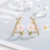 Pendientes de flor de concha cruzada, diseño de nicho femenino, avanzados, 2022, nuevos pendientes de moda, elegantes pendientes de celebridades de Internet.