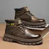 Nova coleção de outono masculina: botas casuais versáteis de sola grossa, botas de trabalho, botas de cano alto duráveis e confortáveis em estilo britânico