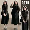 Ropa de maternidad otoño e invierno nuevo conjunto de dos piezas capa base a rayas + vestido chaleco cuello alto suelto que cubre el abdomen delgado prenda exterior