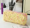 Estuche para lápices con lazo para estudiantes, pequeño y fresco, bolsa de cosméticos de gran capacidad, portátil y suave.