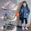 Zapatos Deportivos Infantiles 2026 Nuevo Estilo Otoño/Invierno Transpirables Suela Suave Malla con Terciopelo Superficie Zapatos Casuales para Niños y Niñas Zapatos con Cierre de Perilla