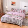 [Capa de Edredom Amigável + 2 Fronhas + Conjunto de Quatro Peças] Capa de Edredom Peça Única Capa de Edredom Roupa de Cama Cobertor de Cama Peça Única Estudante
