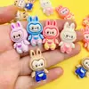 Venta directa en stock de muñecos de peluche de color liso, accesorios de resina para DIY, pedidos en lotes pequeños disponibles, venta al por mayor de dibujos animados del fabricante