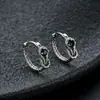 Aretes de Piedra con Nudo de Cuerda en Forma de Serpiente para Hombres, Diseño Moderno y Único, Aretes Retro Sencillos para Mujeres, Joyería Exquisita Versátil de Alta Gama