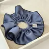 Versão Coreana do Novo Elástico de Cabelo de Seda Sintética com Toque de Luxo, Corda de Cabelo Redonda Grande, Elástico Elegante para Rabo de Cavalo com Flor