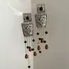 Nuevos aretes de borlas diarios estilo coreano, tachuelas geométricas de lujo ligero y alta gama, aretes para mujer elegantes y versátiles al por mayor