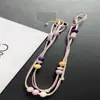 Colgante de Teléfono Móvil Retro de Madera Hecho a Mano Original Diseño Personalizado Cuadros con Cuentas Cadena de Teléfono Móvil de Alto Valor