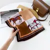 Novo Lenço de Seda Castanha Espinha de Peixe, Lenço Quadrado Color Block, Lenço Quadrado Pequeno Retrô Literário, Lenço Decorativo para Pescoço, Lenço Respirável