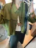 Moqie Moda Estilo Blogger Sentido del Diseño Bolsillo Doble Solapa Cordón Ropa de Trabajo Holgada Manga Larga Camisa MQ1940