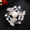 Broche Corona de Mariposa Voladora Gama Alta Nicho Femenino Versátil Corsage de Perlas Elegante Pin Antideslizante Accesorios para Traje