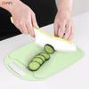 Cuchillo de Fruta de Plástico para Niños Pelador de Melón y Fruta Tabla de Cortar para Educación Infantil Molde para Pastel de Alimentos Complementarios Juego de Escoba Pequeña y Recogedor