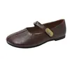 Chinelos Baotou Femininos 2026 Primavera/Verão Novos Estilo Francês Temperamento Chinelos Sandálias Sola Plana Exterior Slip-on Sapatos Únicos