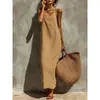 Sitio web independiente transfronterizo europeo y americano modelo 2026: Vestido clásico para mujer con estilo bohemio vacacional, escote cuadrado y tirantes finos