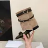 Primeiro Encontro Ji Retro Aumento Interno de Altura Sandálias Romanas com Tira no Dedo Botas Femininas 2026 Verão Novas Botinhas de Cano Curto Perna Reta Uma Tira