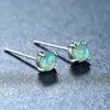 Aretes de platino wish transfronterizo redondos de 4 mm, cuatro garras, ópalo azul blanco verde, aguja de cobre, simples y versátiles para mujer