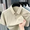 Camiseta Masculina de Manga Curta, Estilo Verão Fino, Caimento Solto, Fresca Casual, Camiseta com Bolso de Seda Gelada, Roupa de Pai
