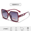 Nuevas Gafas de Sol Polarizadas de Alta Definición para Mamás con Patillas Huecas, Montura Cuadrada, Protección Solar Versátil, Aspecto Natural, Montura Grande, Venta al por Mayor