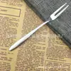 Faca e garfo para bolo de aço inoxidável utensílios de panificação espátula de bolo garfo de dois dentes garfo de três dentes colher de sobremesa LOGO impresso