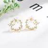 Pendientes de Flor de Concha de Zirconia Diseño de Nicho Diosa Coreana Lujo Ligero Nuevo Modelo 2022