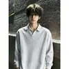 Camiseta larga de manga larga deconstruida estilo americano en blanco y gris para hombre, capa interior de peso pesado, polo moderno con cuello mao
