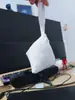 Materiales Teñidos con Plantas Tie-Dye, Toallas Cuadradas, Bolsas para Frotar, Cojines, Sombreros de Pescador, Colección de Frotado y Teñido Teñidos con Plantas