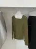 Liquidación, sin devoluciones ni cambios. Estilo Coreano Otoño e Invierno, Diseño Sencillo y Adelgazante, Diseño Hombros Descubiertos que Resalta la Clavícula, Suéter de Punto de Manga Larga 7139