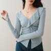Blusa de Tricô com Gola V Franzida e Plissada, Corte Slim para Mulheres, Novo Estilo Primavera 2026, Elegante e Doce, Blusa que Marca a Cintura e Emagrece