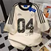 Camiseta popular de algodón 100% puro, resistente, con tres rayas digitales, manga corta, para hombres y mujeres, top de verano holgado, favorecedor, cuello redondo, estilo ins